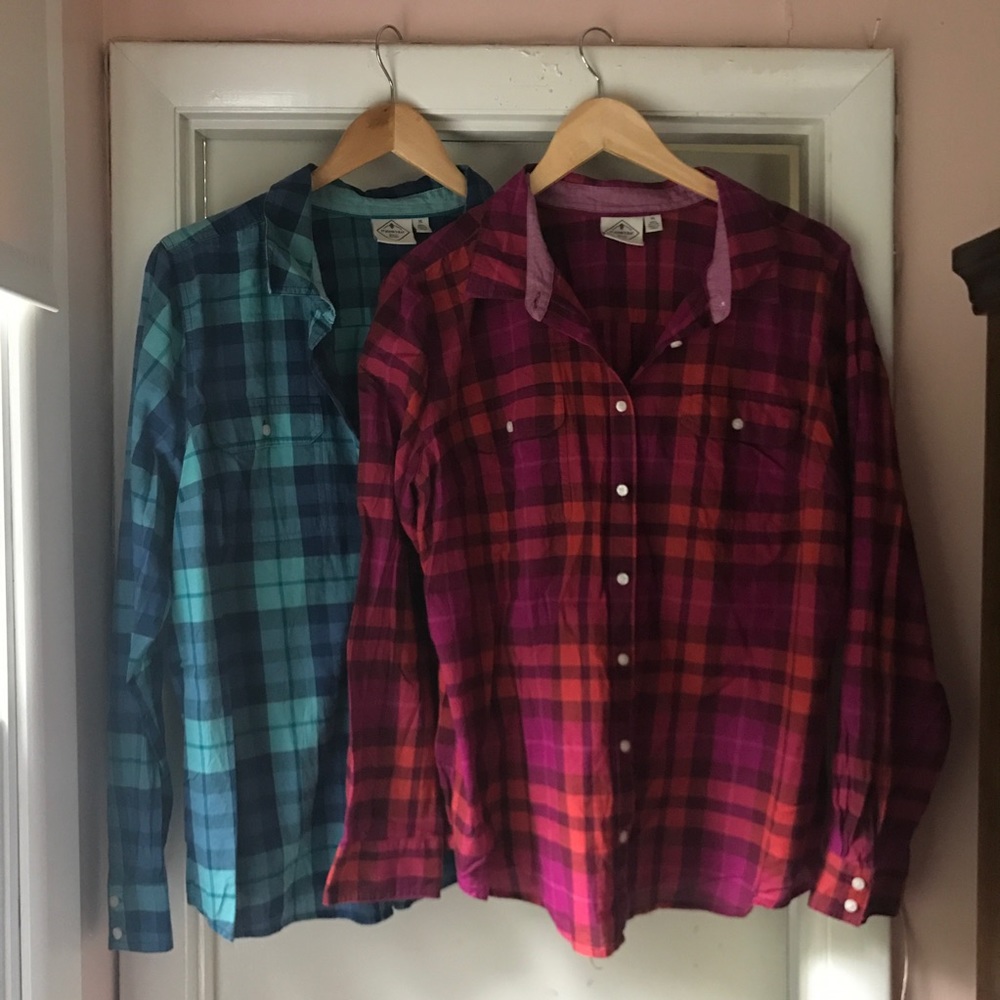 2-Set Button-Down Plaid Shirts